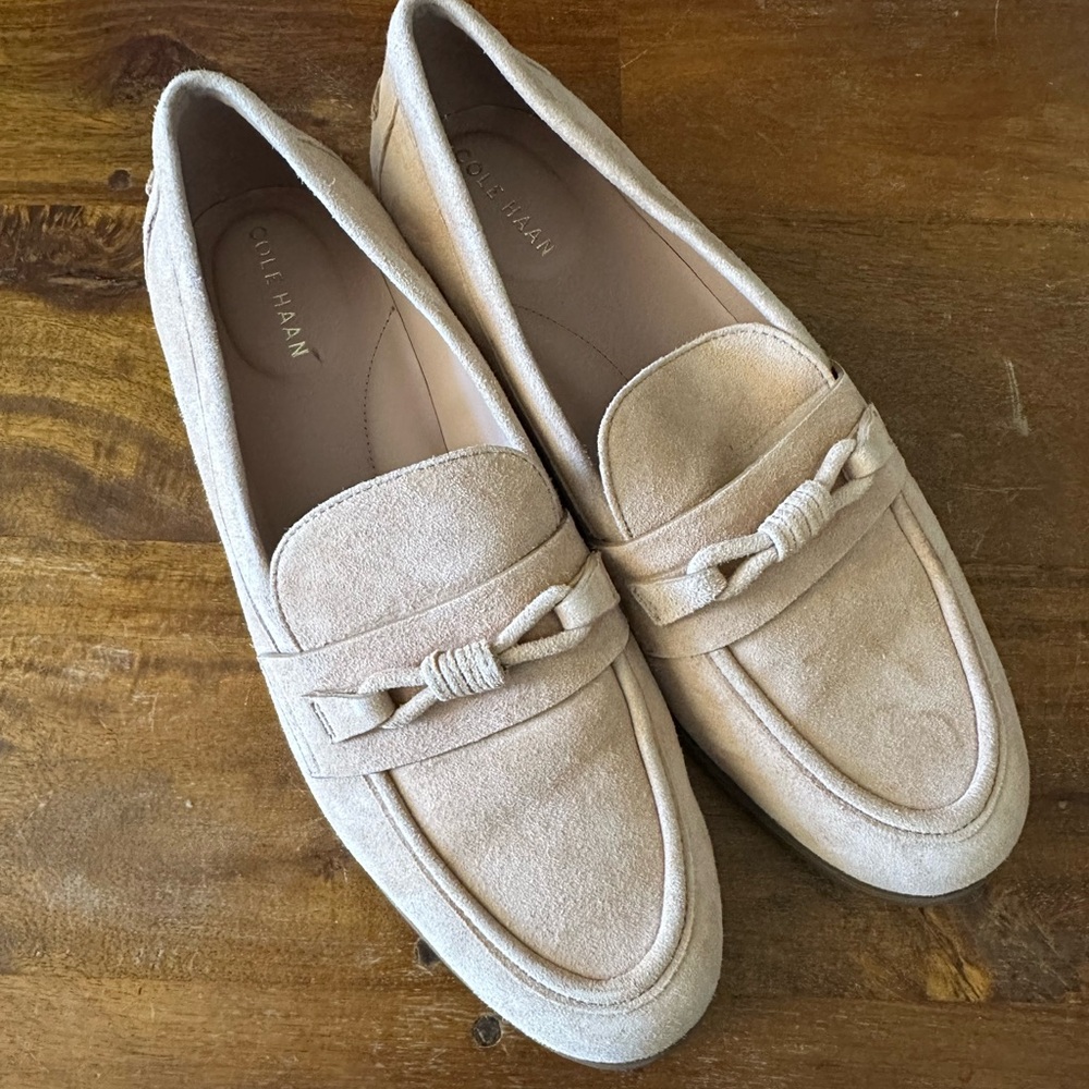 Cole Haan Stassi Women’s Suede Loafers in Light Sand Beige 9.5B